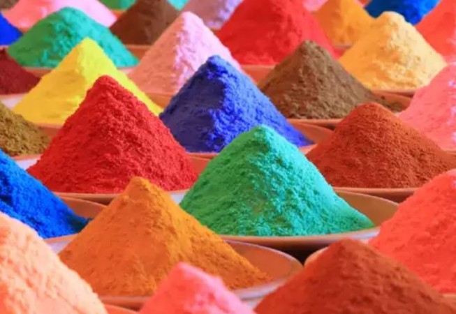 How to Make Organic Color at Home for Holi, It Won't Harm Your Skin