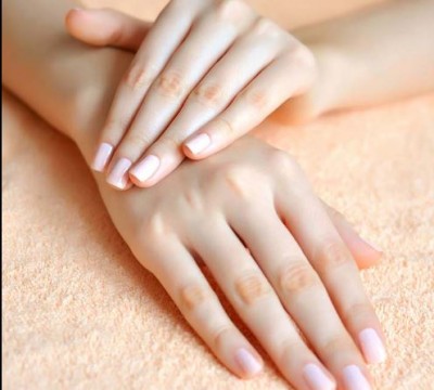 Easy homemade remedies to remove tan from your hands