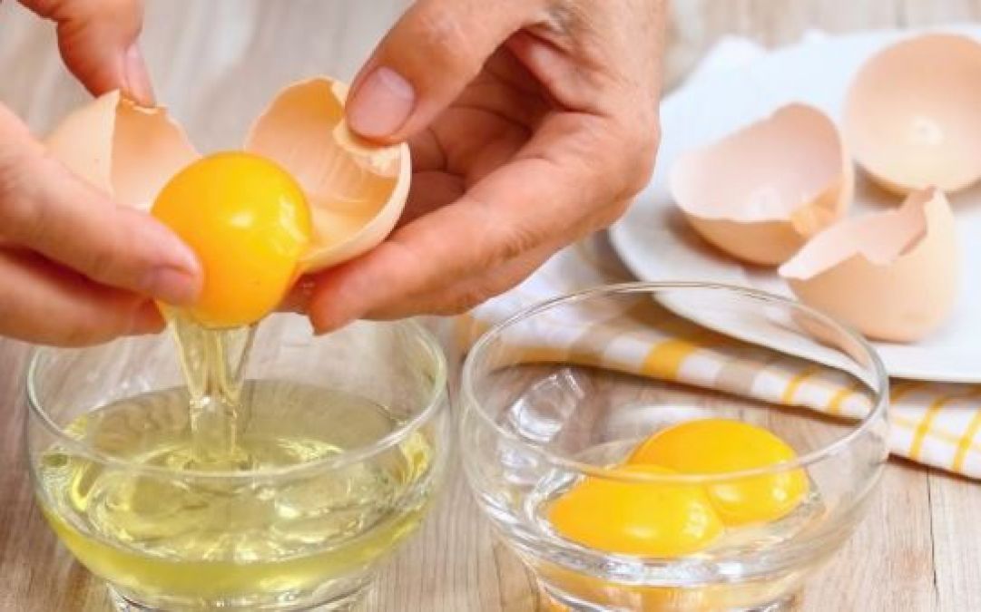 बर्तनों से नहीं जा रही अंडे की बदबू तो आपके काम आएँगे ये टिप्स