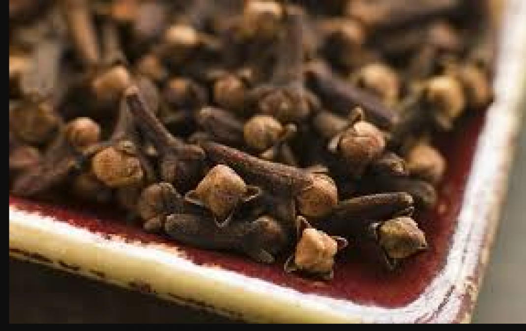 Use cloves to get relief in these diseases