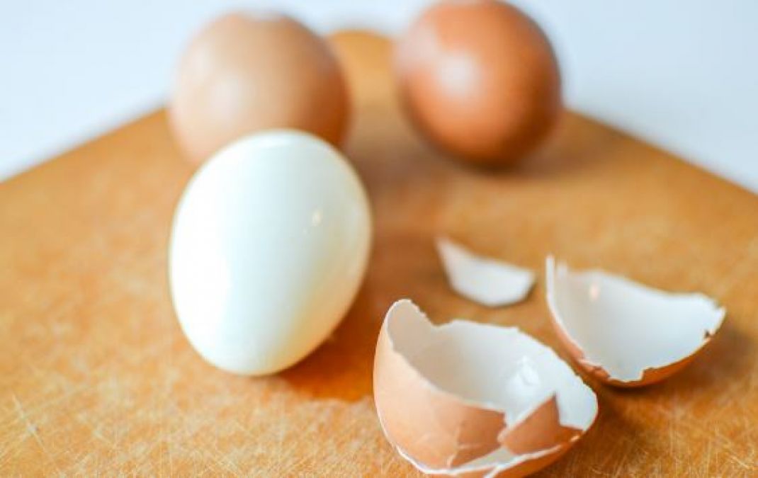 Egg peel removes skin stains, know other benefits!