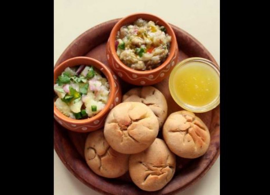 Make market-like Litti Chokha at home, here's the easiest method