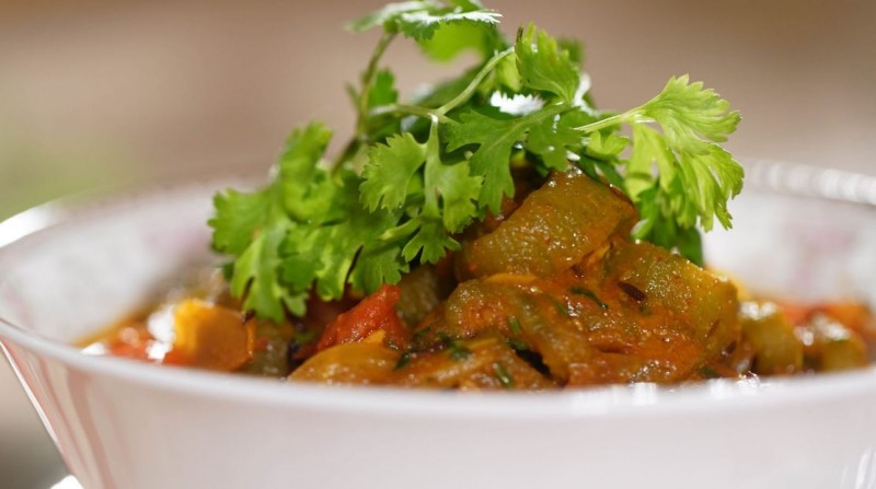 इस रेसिपी से बनाएं तोरई की सब्जी, लगेगी स्वादिष्ट