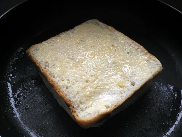 लज़ीज़ तवा पनीर सेंडविच बनाये 5  मिनट में