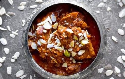 On Eid, make mutton korma for your loved ones and feed them