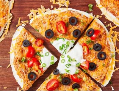 Recipe : घर पर बना सकते हैं बच्चों के लिए Mexican Pizza