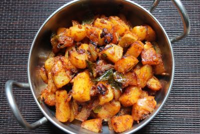 लंच में बनाये Chettinad Potato Fry