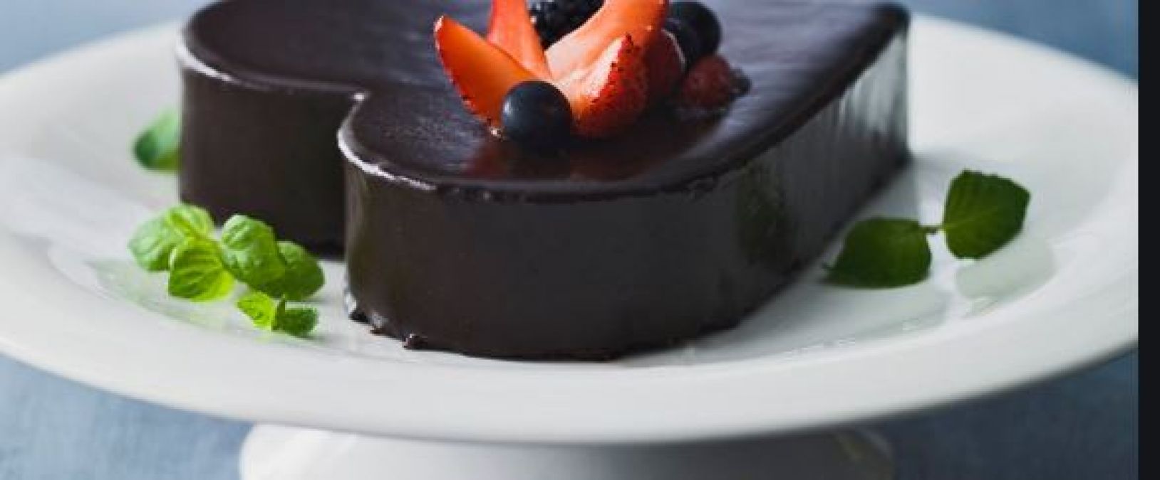 Make a chocolate cake for your partner on Chocolate Day