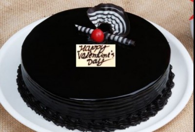 Make a chocolate cake for your partner on Chocolate Day
