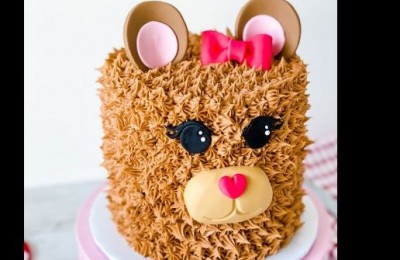 TEDDY DAY: Prepare a teddy bear cake for your partner today