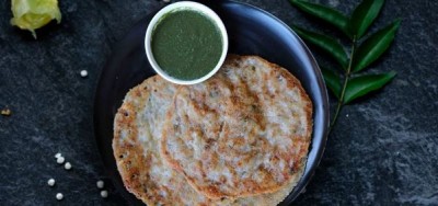 If you want to eat something tasty in fast, then make Sabudana Paratha