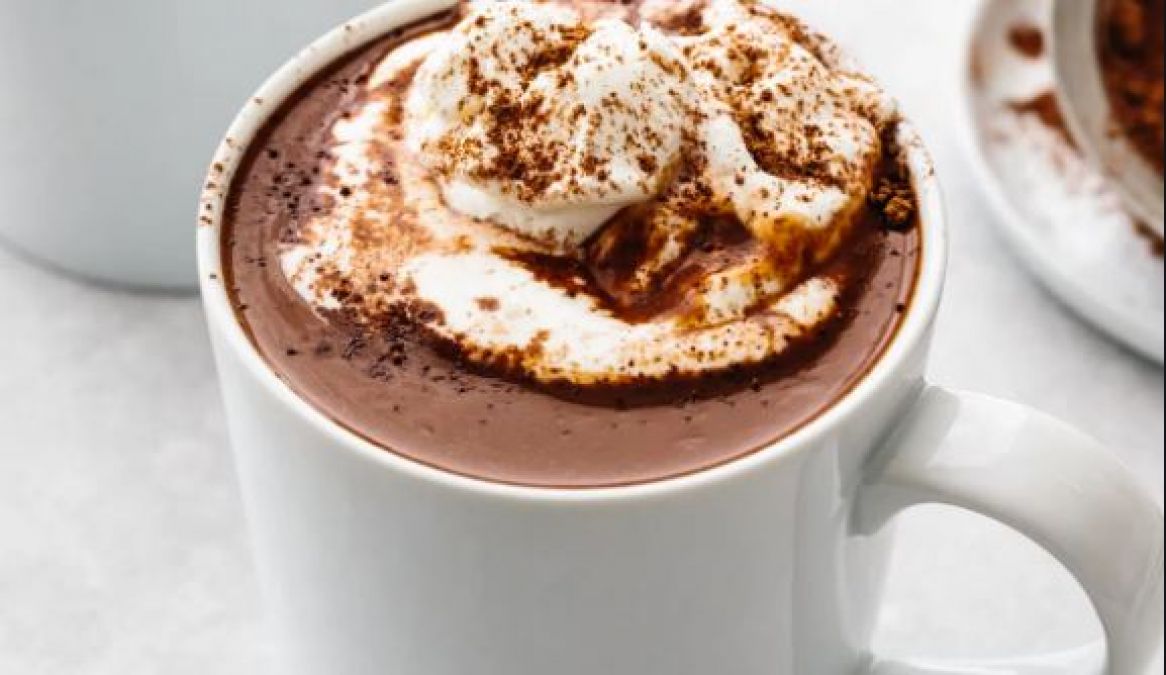 Enjoy hot chocolate while sitting at home in cold, very easy to make