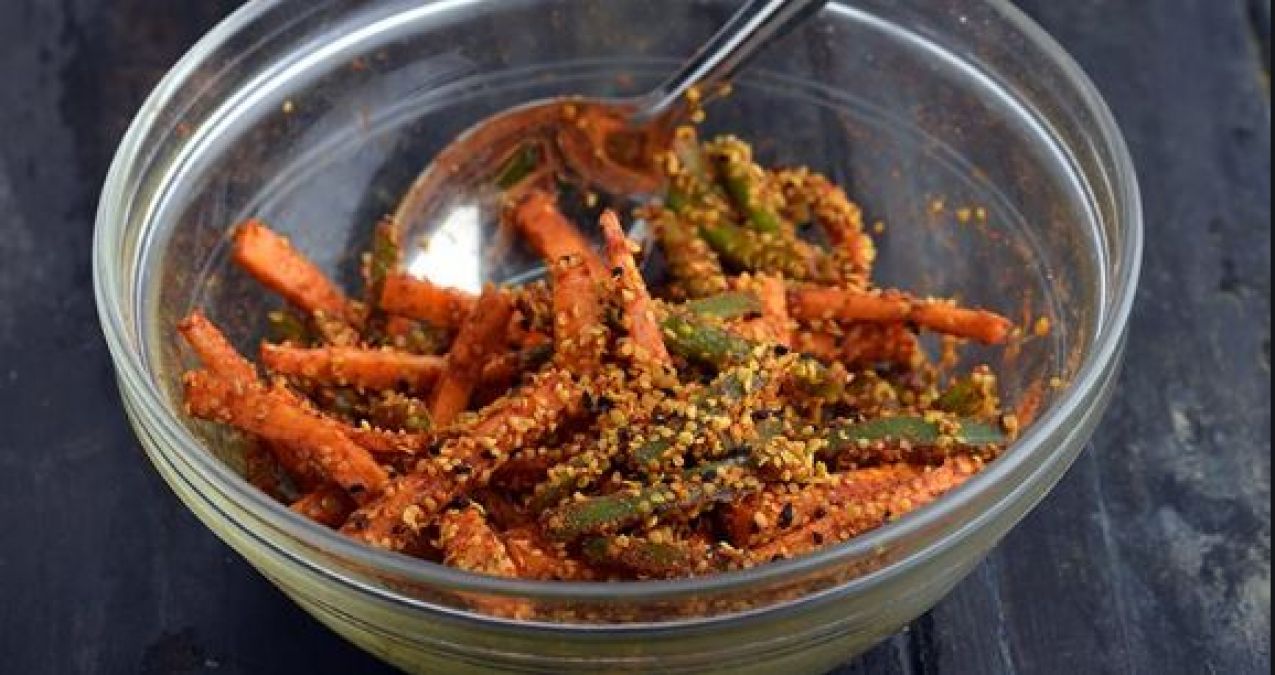 Homemade carrot-capsicum pickle, know recipe