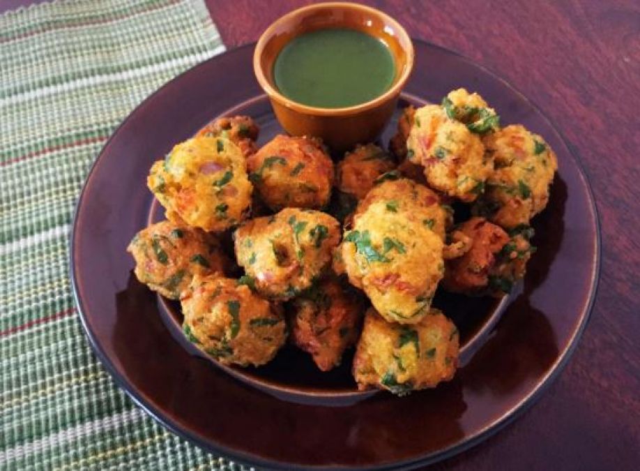 Recipe: Daal pakoras to cater to every rainy-day mood