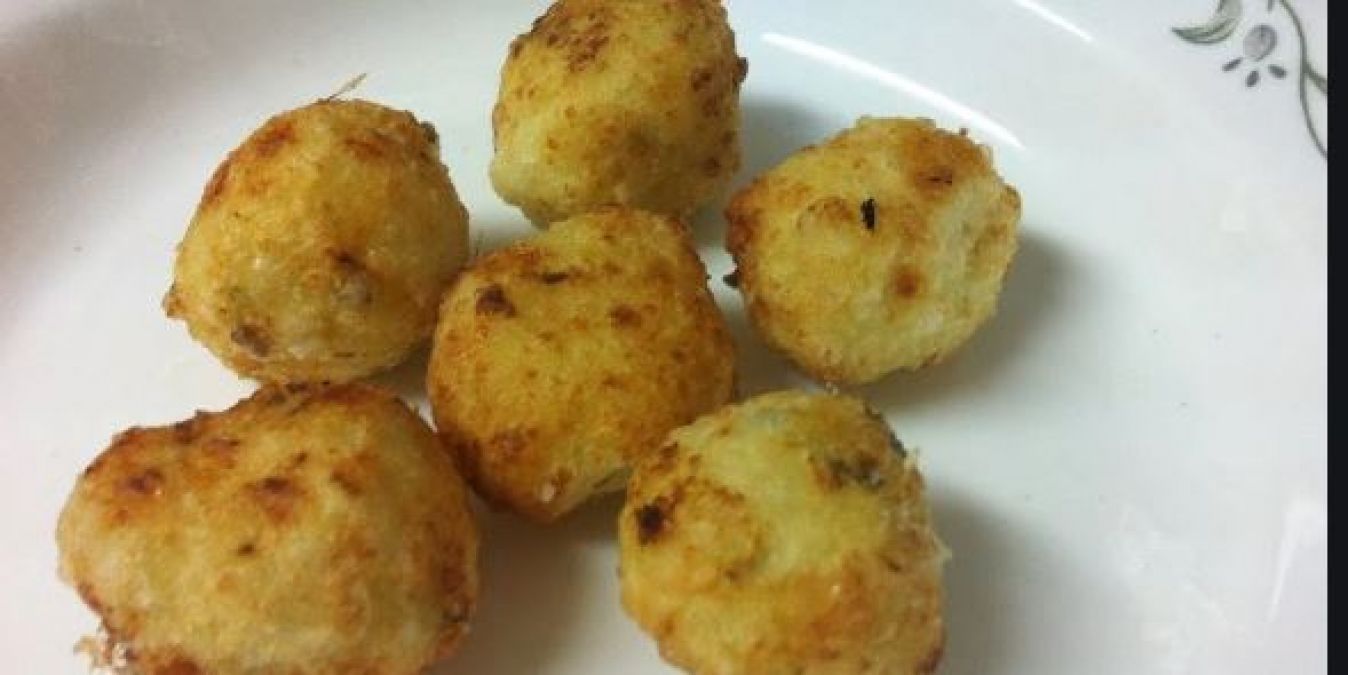 Make potato vadas like this in fasting, you will be happy after eating