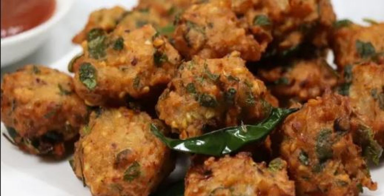 Moong dal nuggets made in the morning breakfast, the eater will have fun
