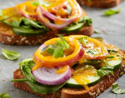 Make Bamboo Style Vegetable Cheese Toast Sandwich for breakfast