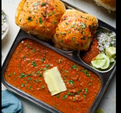 With this method you can easily make a market-like pav bhaji at home.