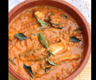 Eat Fish korma with rice, very easy to cook