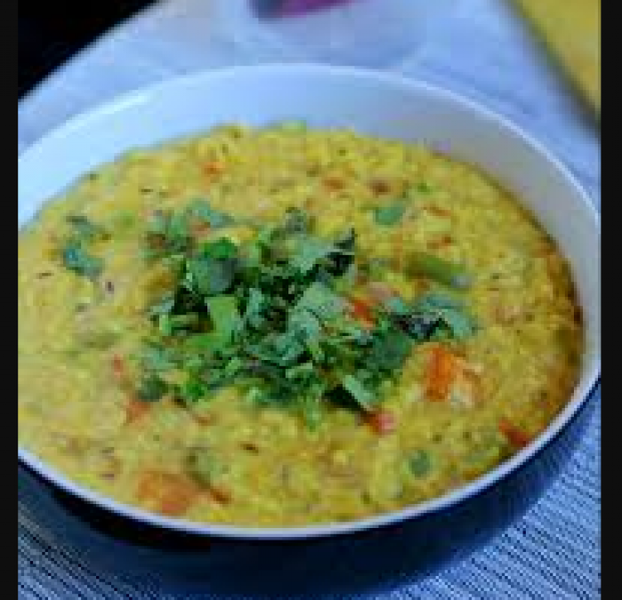 Know the recipe of oats khichdi, healthy, tasty and easy to make