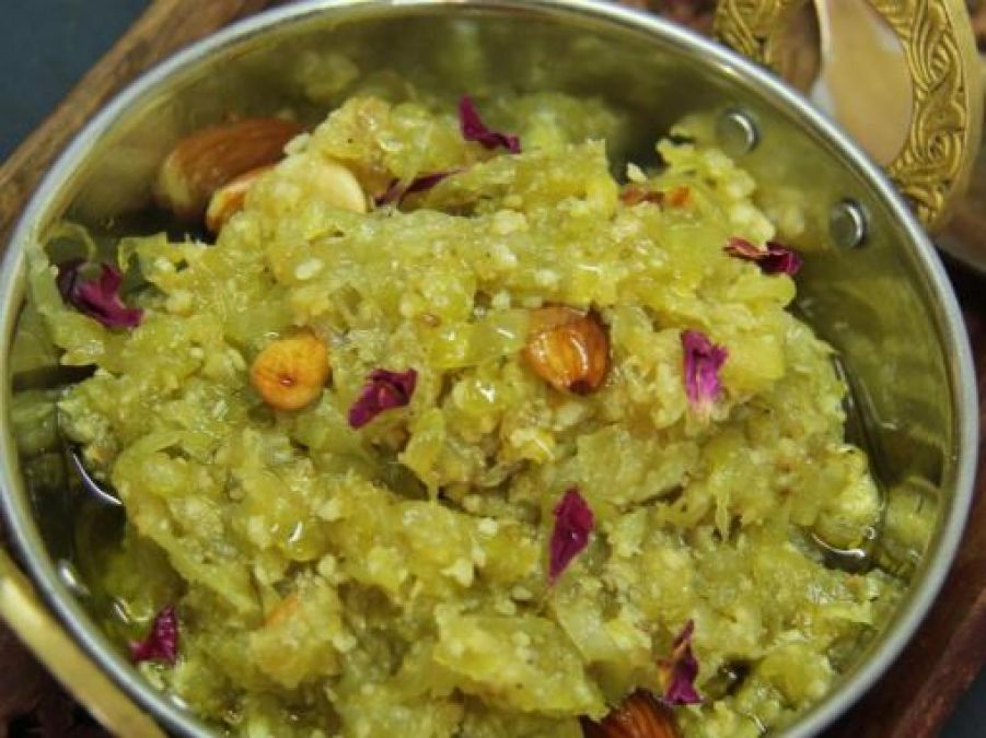नवरात्रि में इस तरह बनाए स्वादिष्ट लौकी का हलवा