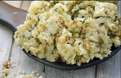 Try this potato khichdi recipe while fasting during Navratri