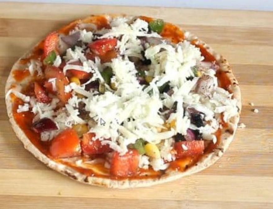 Recipe: Make this delicious pizza at home, Know recipe