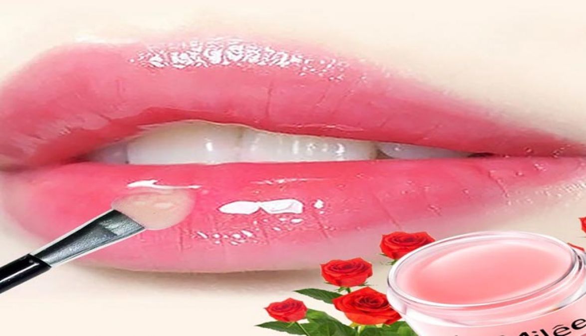 After nail art, now lips art in trend