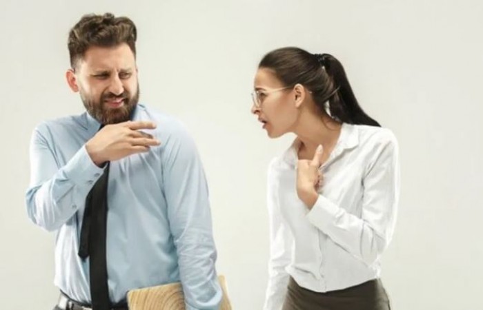 Do not forget to make these mistakes in the office, otherwise your respect will also be reduced