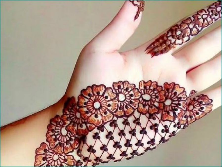 special designs of mehndi for Rakhi