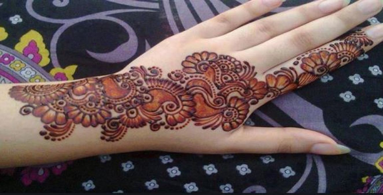 Complete your makeup with these latest mehndi designs on the occasion of Hartalika Teej