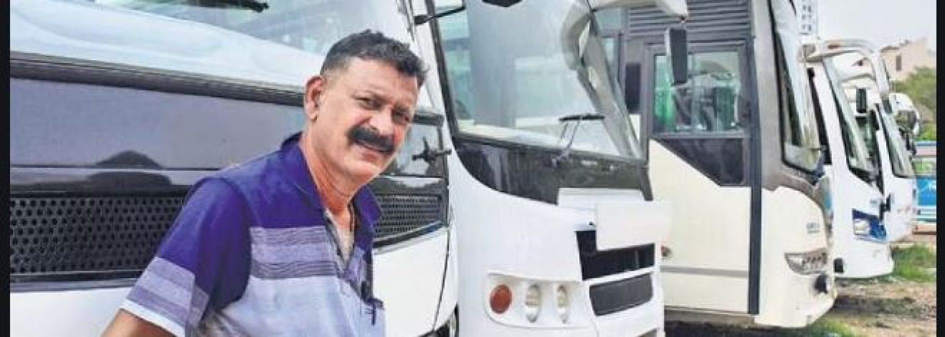 This man is selling his buses Rs 45/KG, you will cry knowing the story