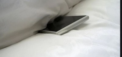 Attention! Sleeping with a mobile under the pillow can cause these serious diseases.