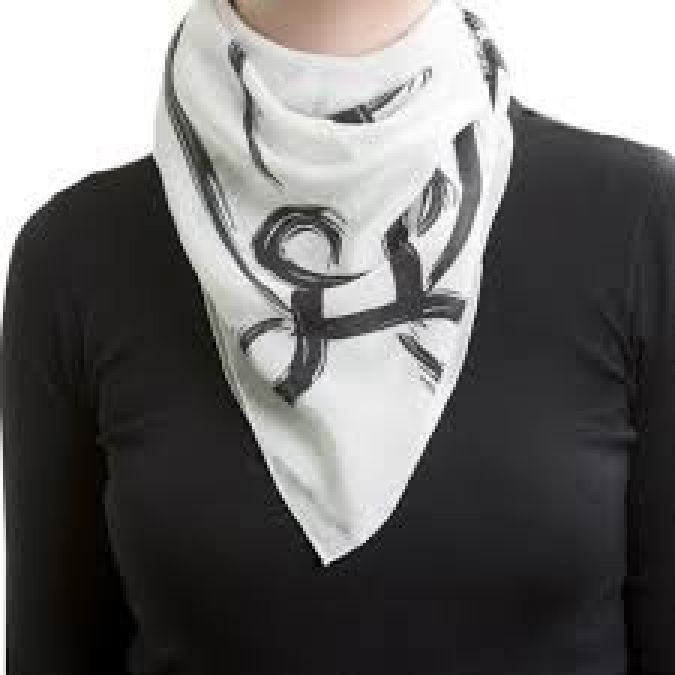 Carry Scarves for Stylish Look in Summer