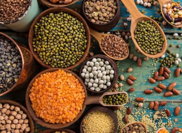 Govt Simplifies Payment System for Pulses Import from Myanmar