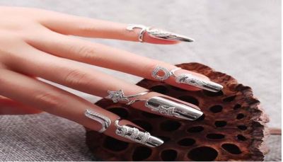 Nail Rings Promotes Hands beauty