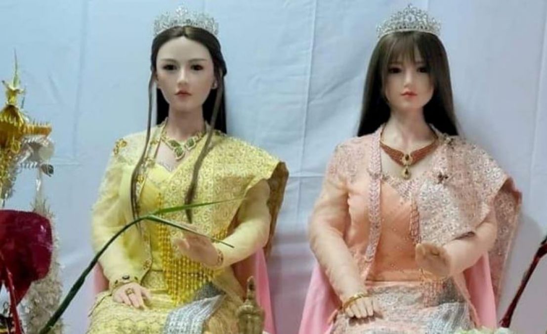 Man reaches temple with sex dolls and then...