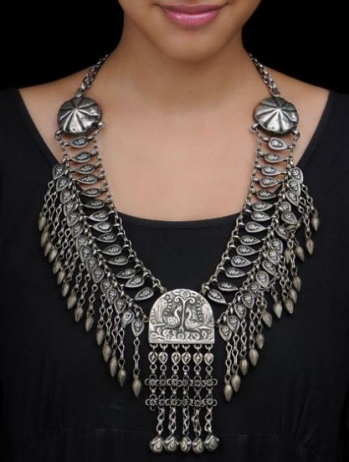 Metal jewelry is in great trend, match up with every dress!