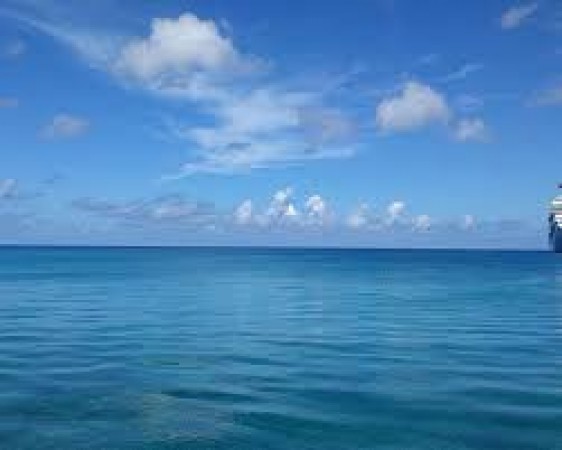 This ocean is called the pride of India