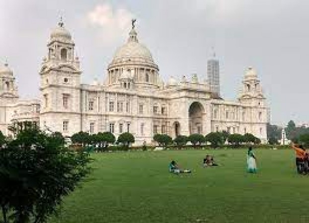कोलकाता में मौजूद है एक से बढ़कर एक पर्यटन स्थल