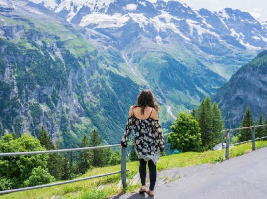 7 essentials that are a must if you are traveling to a Hill Station so don't forget these stuff!