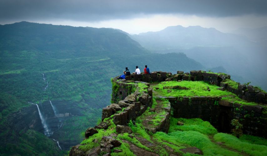 जानिए महाराष्ट्र के खूबसूरत हिल स्टेशंस के बारे