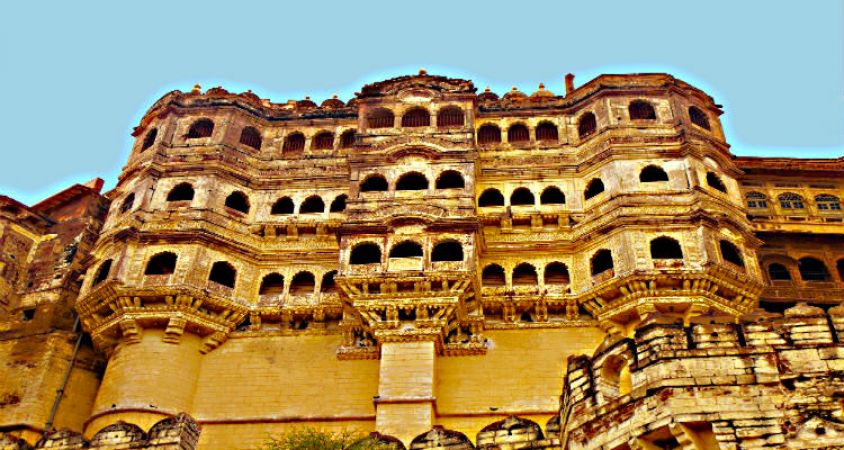 बहुत ही खूबसूरत हैं भारत में मौजूद ये किले