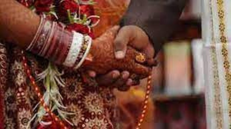 Nizamabad : more than 43 person turned corona positive in wedding