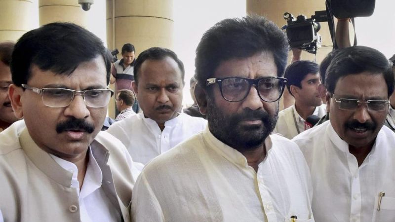 Shiv Sena MP Ravindra Gaikwad refuses to apologize alleges, 'Air India official is mad'