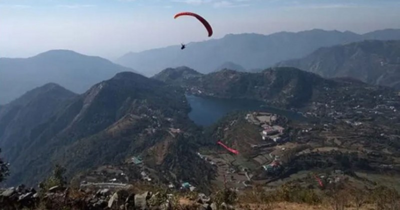 Tragic Paragliding Accident Claims Life of Noida Woman at Kangra in Himachal Pradesh
