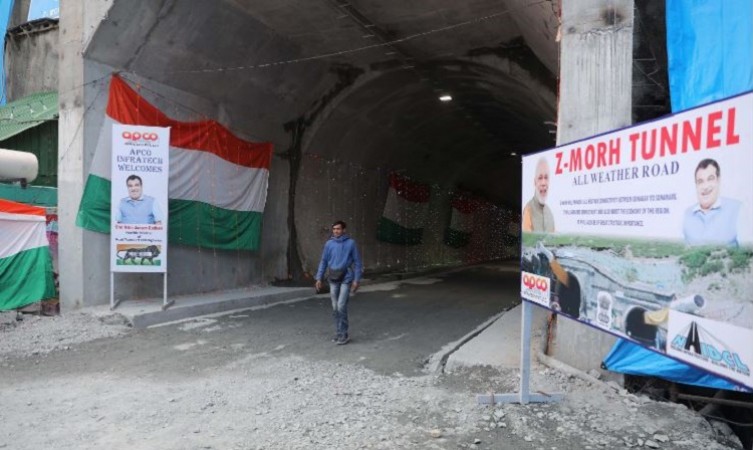 Gadkari to inaugurate 6.5 km Z-Morh tunnel on Srinagar today