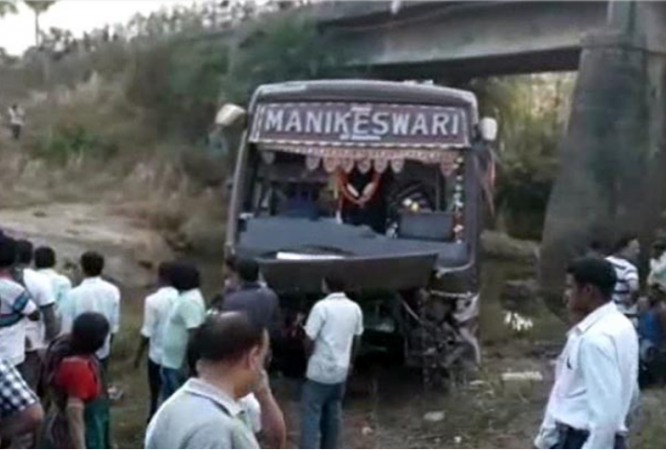 2 dead, 30 injured after road bus accident in Odisha