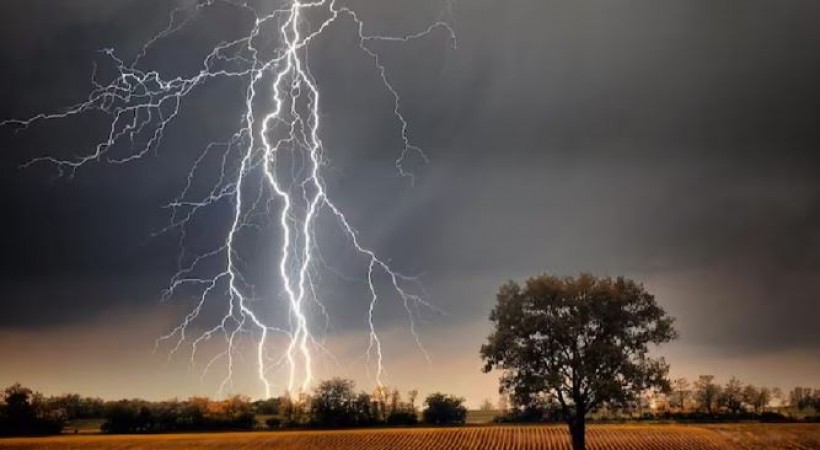 Tragic Lightning Strike Claims Lives of Two Children in Madhya Pradesh
