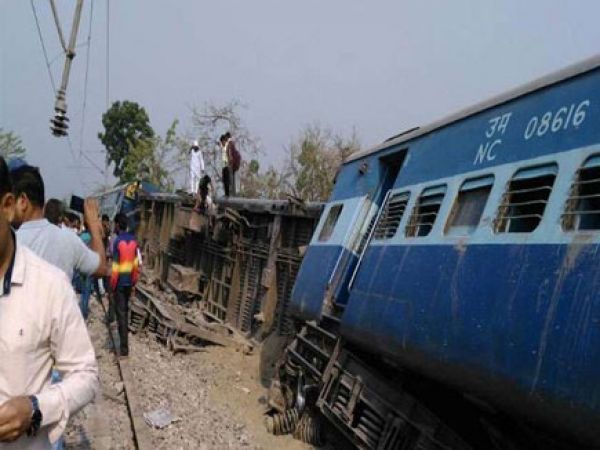 Compensation announced for the injured in Rajya Rani express derailment